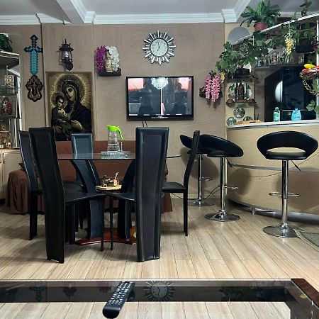3 Room Flat In Tbilisi Exterior foto
