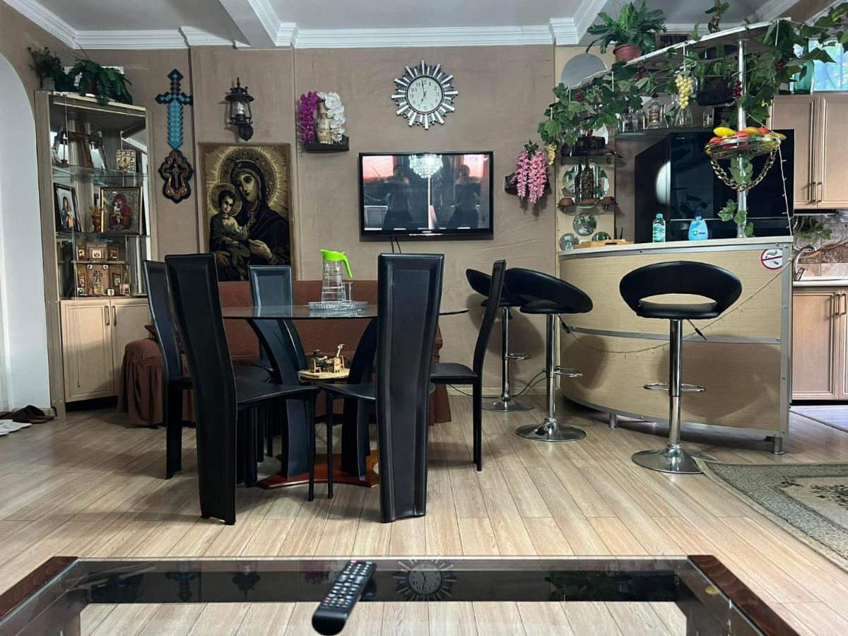 3 Room Flat In Tbilisi Exterior foto