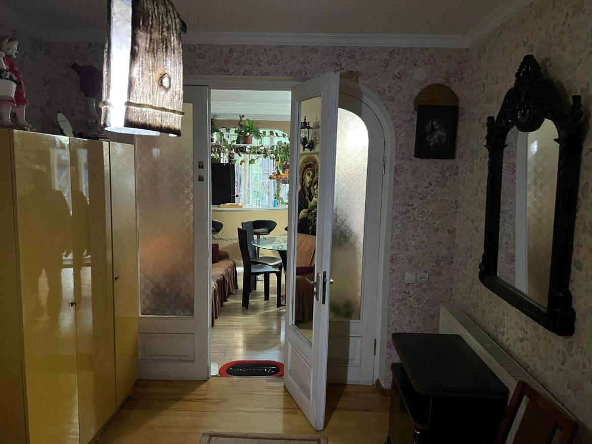 3 Room Flat In Tbilisi Exterior foto