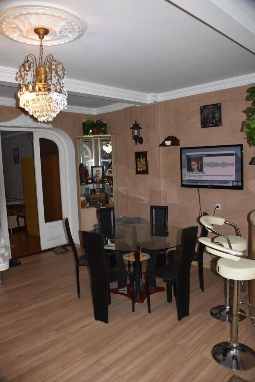 3 Room Flat In Tbilisi Exterior foto